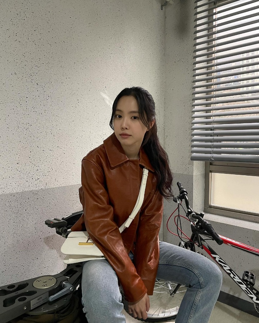 ซนนาอึน (Na-Eun) Apink