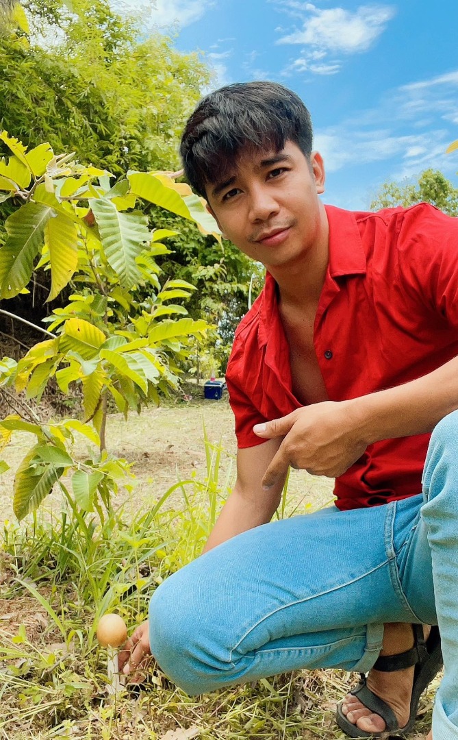 ก้อง ห้วยไร่ 