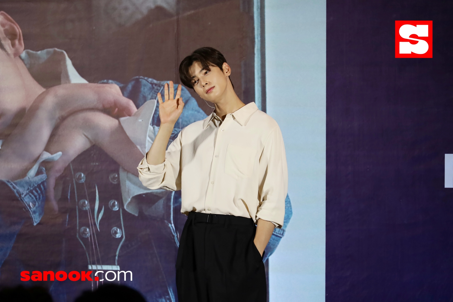 CHA EUN-WOO “JUST ONE 10 MINUTE” <STARRY CARAVAN>” in Bangkok Press Conference