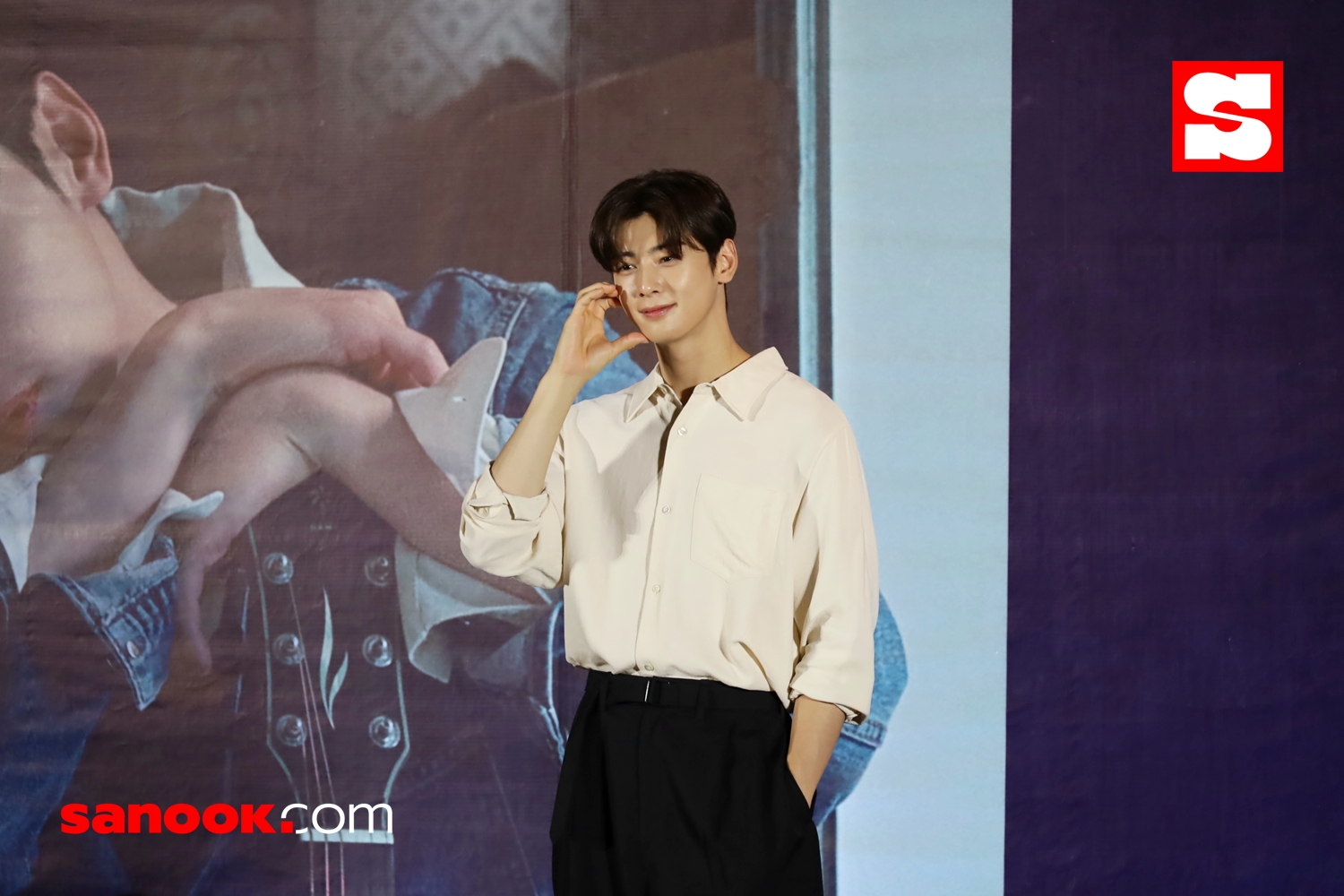 CHA EUN-WOO “JUST ONE 10 MINUTE” <STARRY CARAVAN>” in Bangkok Press Conference