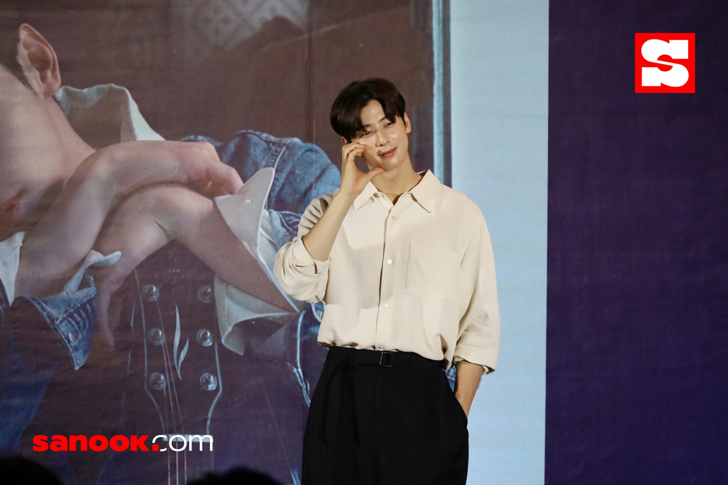 CHA EUN-WOO “JUST ONE 10 MINUTE” <STARRY CARAVAN>” in Bangkok Press Conference