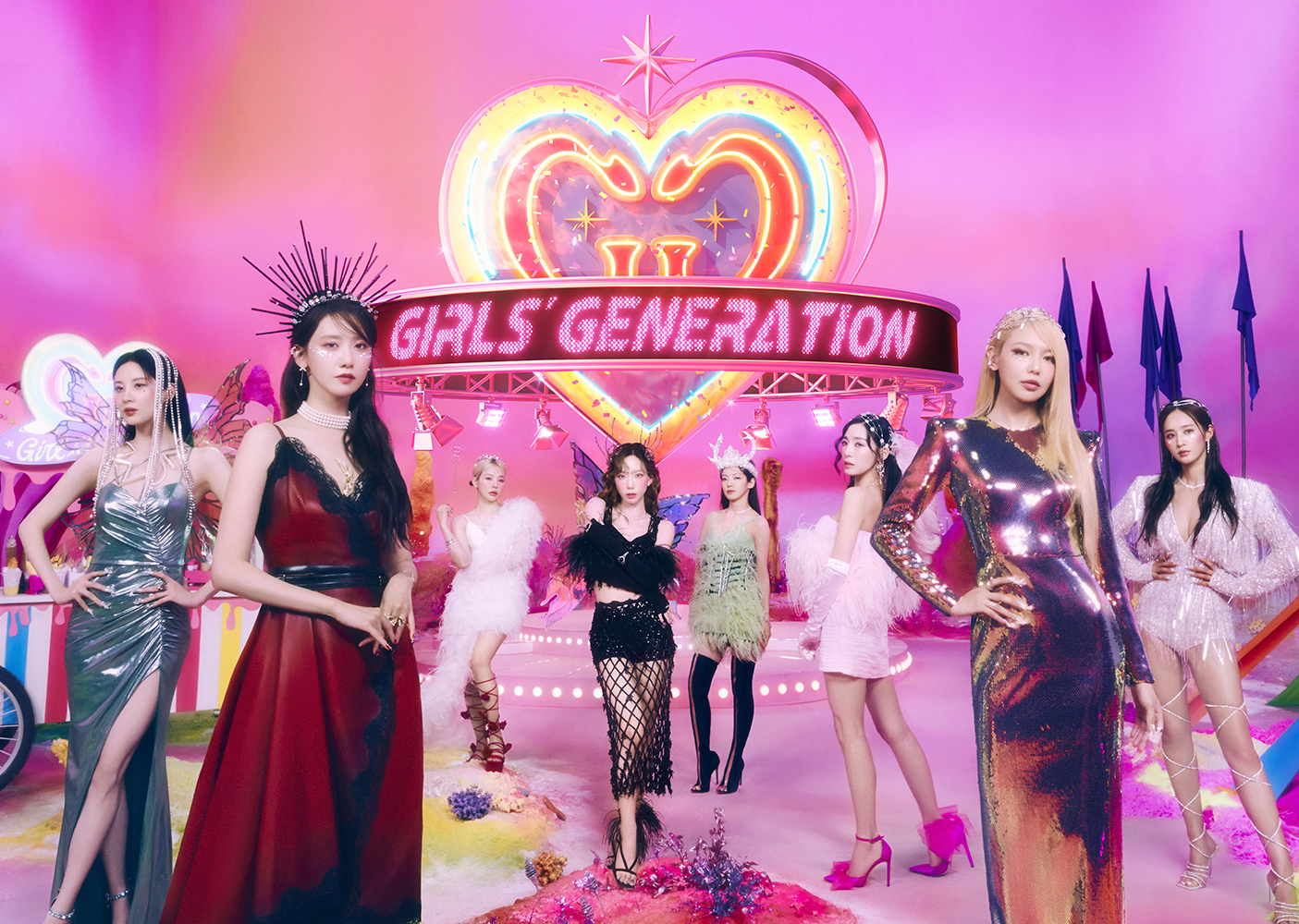 Girls’ Generation FOREVER 1