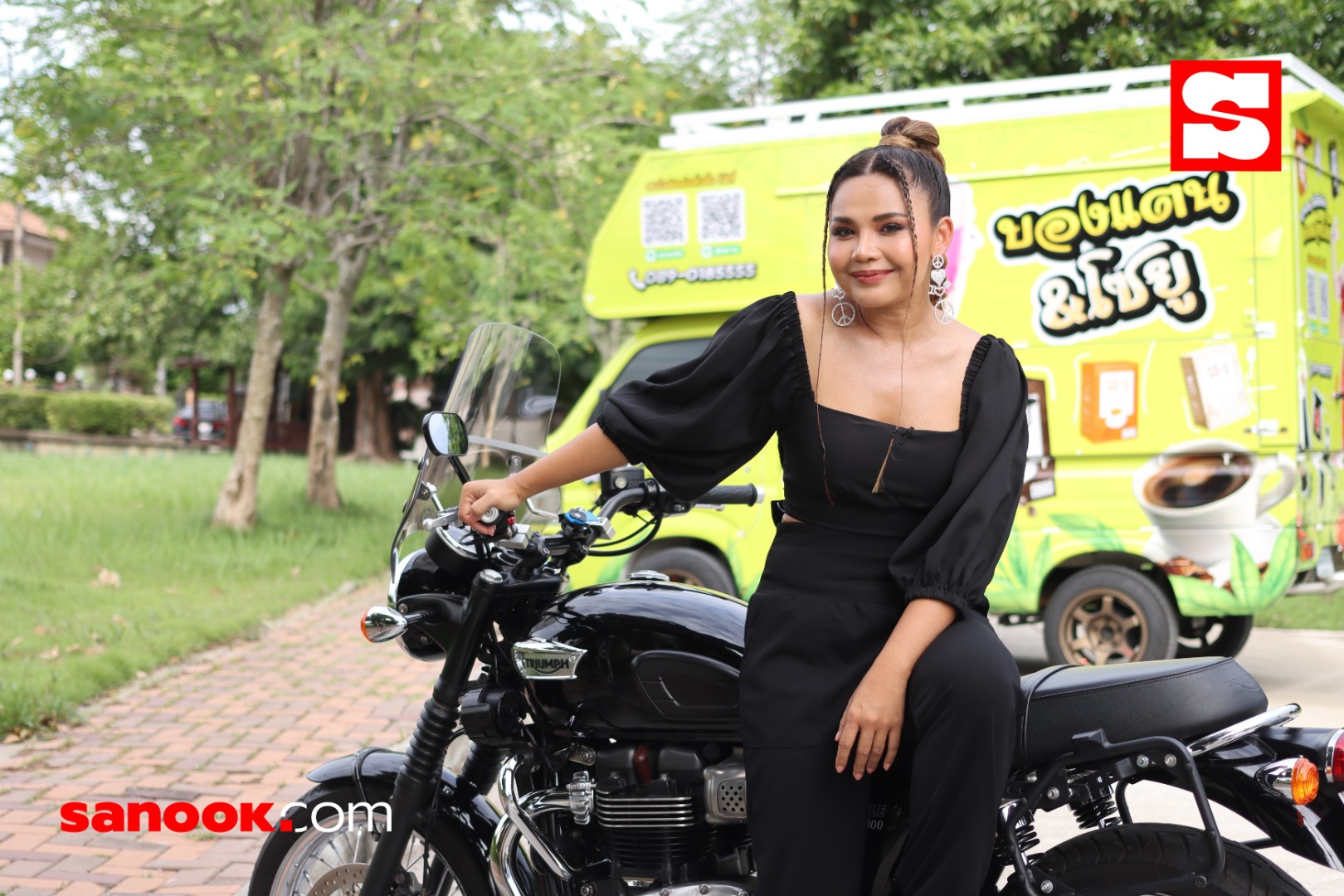 ตั๊กแตน ชลดา 