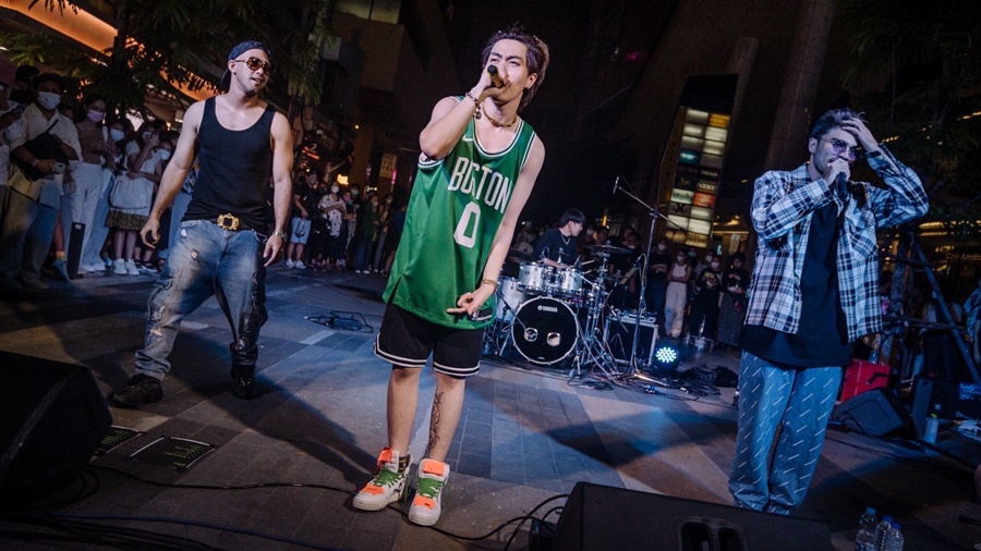 Sony Music Thailand X Siam Walking Street Performance
