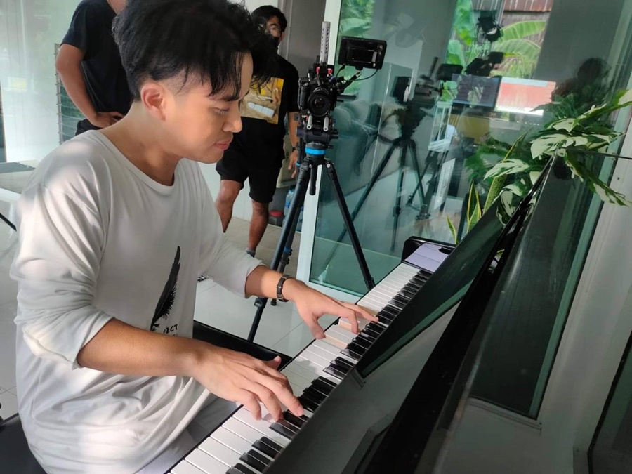 โชห่วยแบนด์ - ยังคงคิดถึงเธออยู่