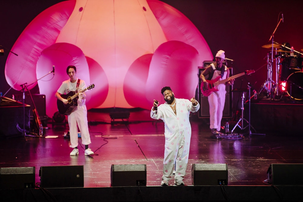 PINK SWEAT$ PRESENTS PINK MOON TOUR in Bangkok 2022