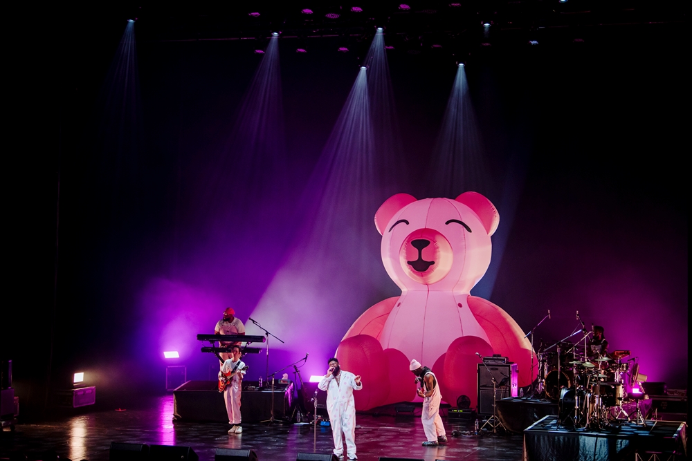 PINK SWEAT$ PRESENTS PINK MOON TOUR in Bangkok 2022
