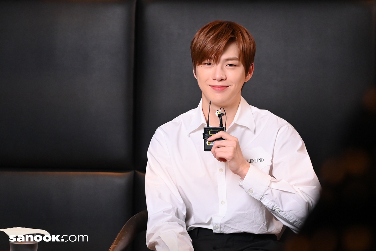 2 Minutes with Kang Daniel คังแดเนียล Behind The Scenes