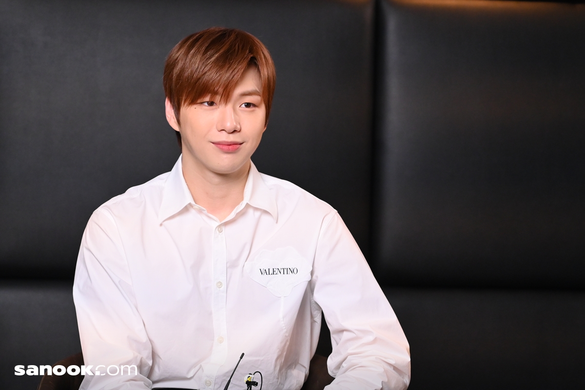 2 Minutes with Kang Daniel คังแดเนียล Behind The Scenes