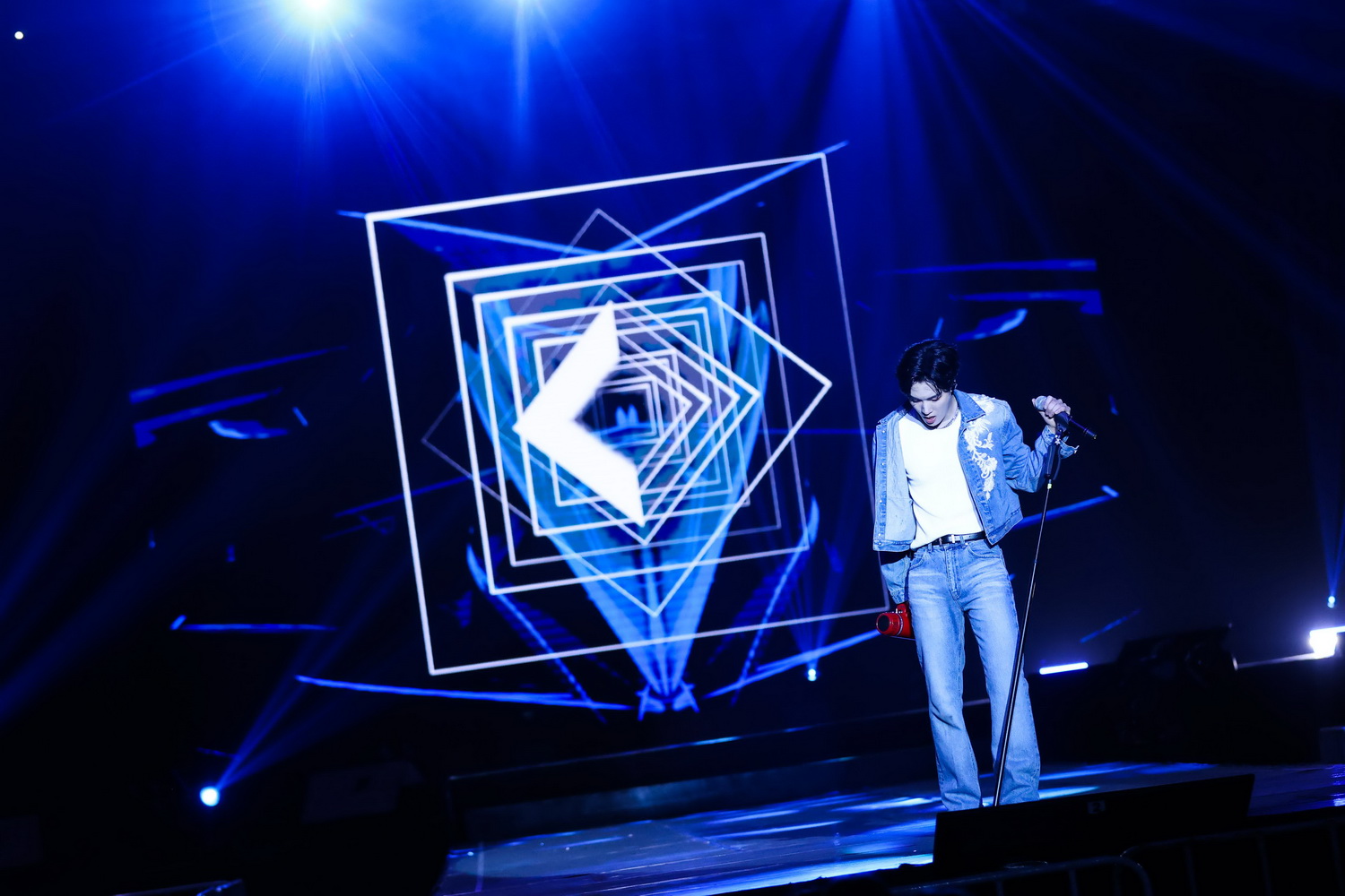 KIM JONGHYEON ‘Fantasia : Bangkok Village’ Fan Meeting in Bangkok