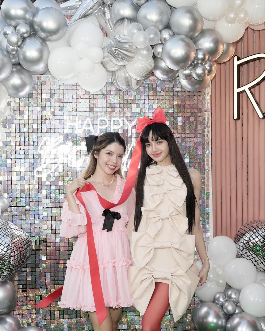 ลิซ่า LISA BLACKPINK Birthday Party 2023