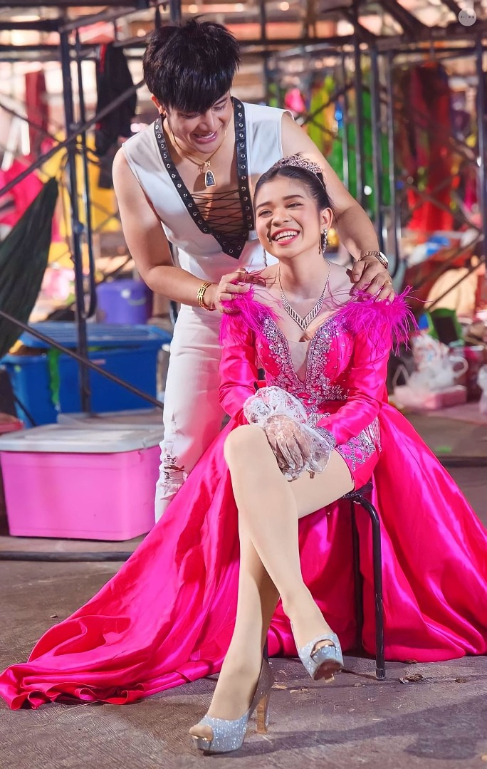 จบแบบบ่เท่