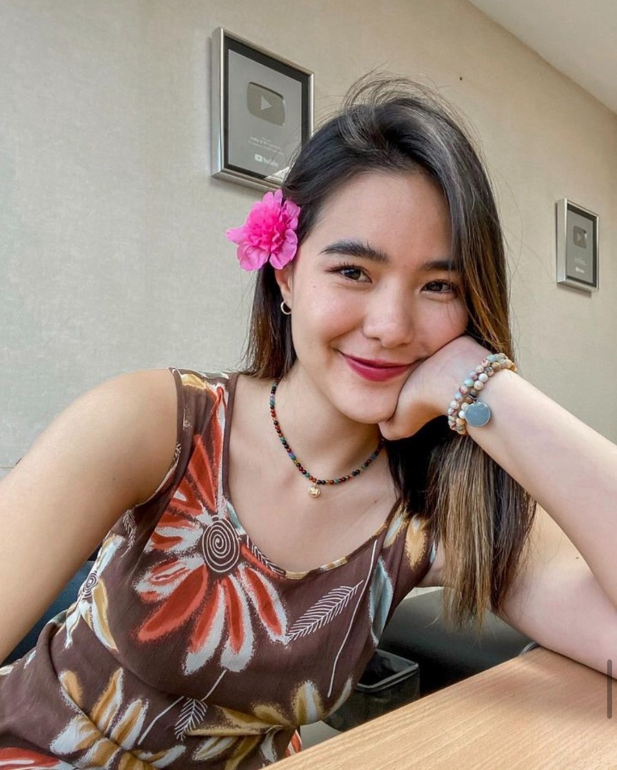 มีนตรา 