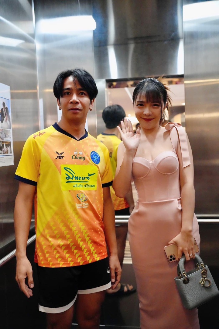 ก้อง ห้วยไร่ 
