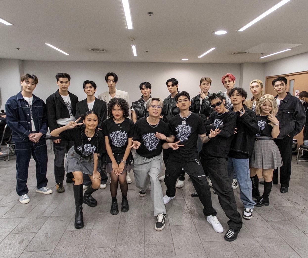 จิ้นกันให้ YUPP!