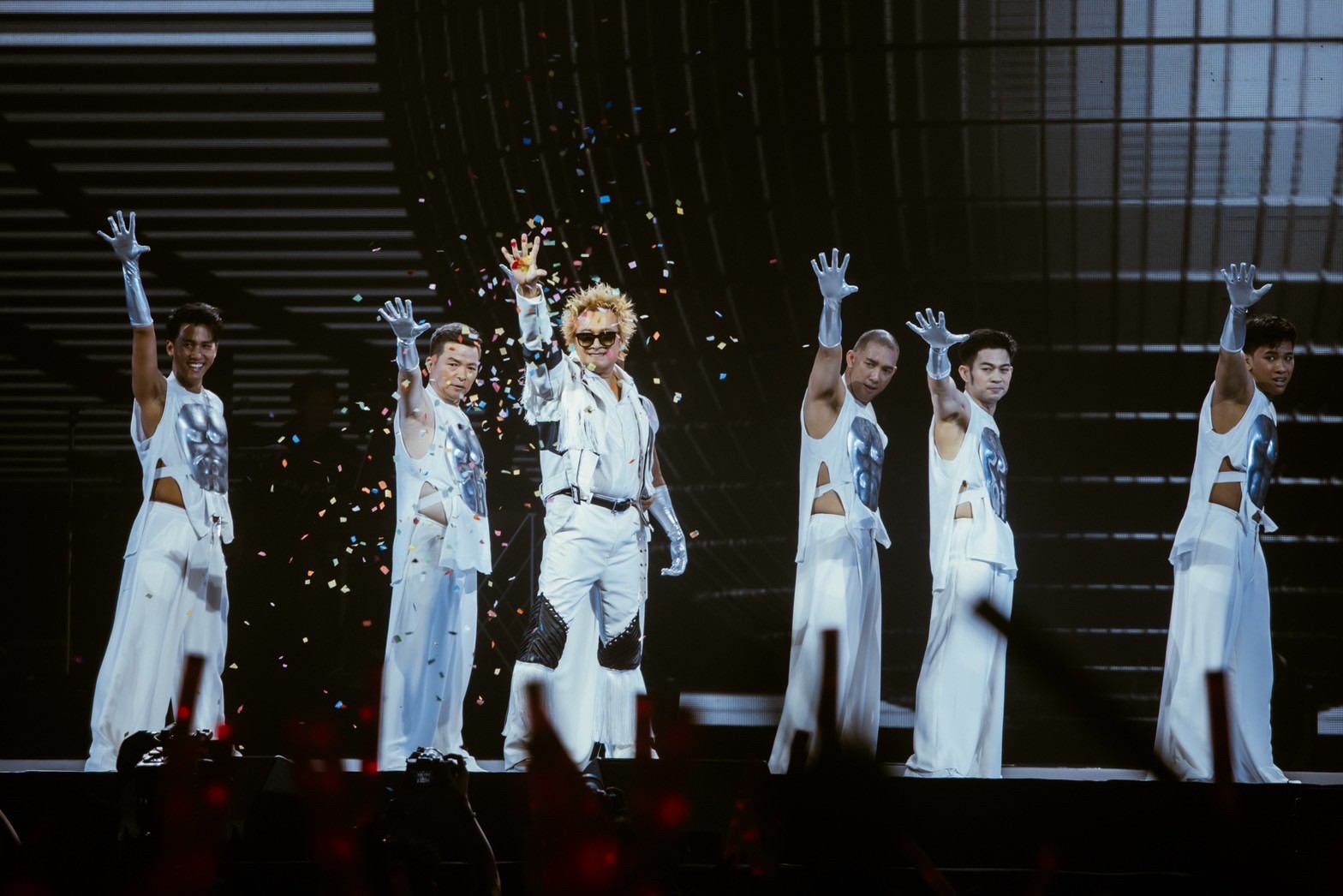 THE TIME MACHINE โตมากับทุกค่ายเพลง