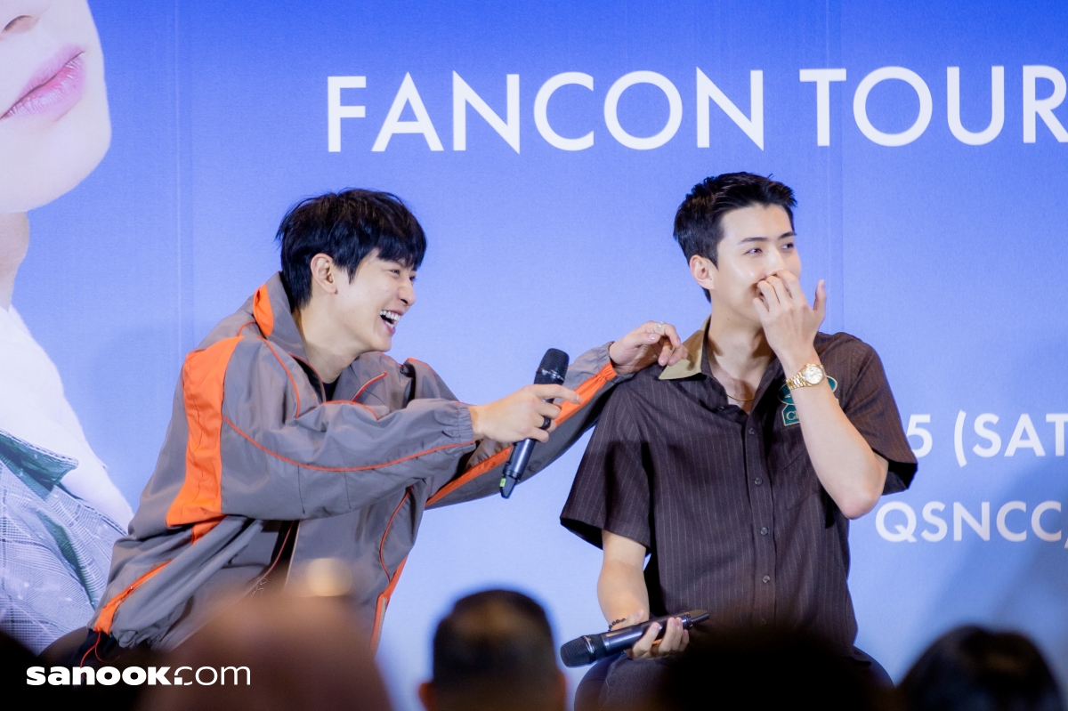 EXO-SC BACK TO BACK FANCON IN BANGKOK Press Conference