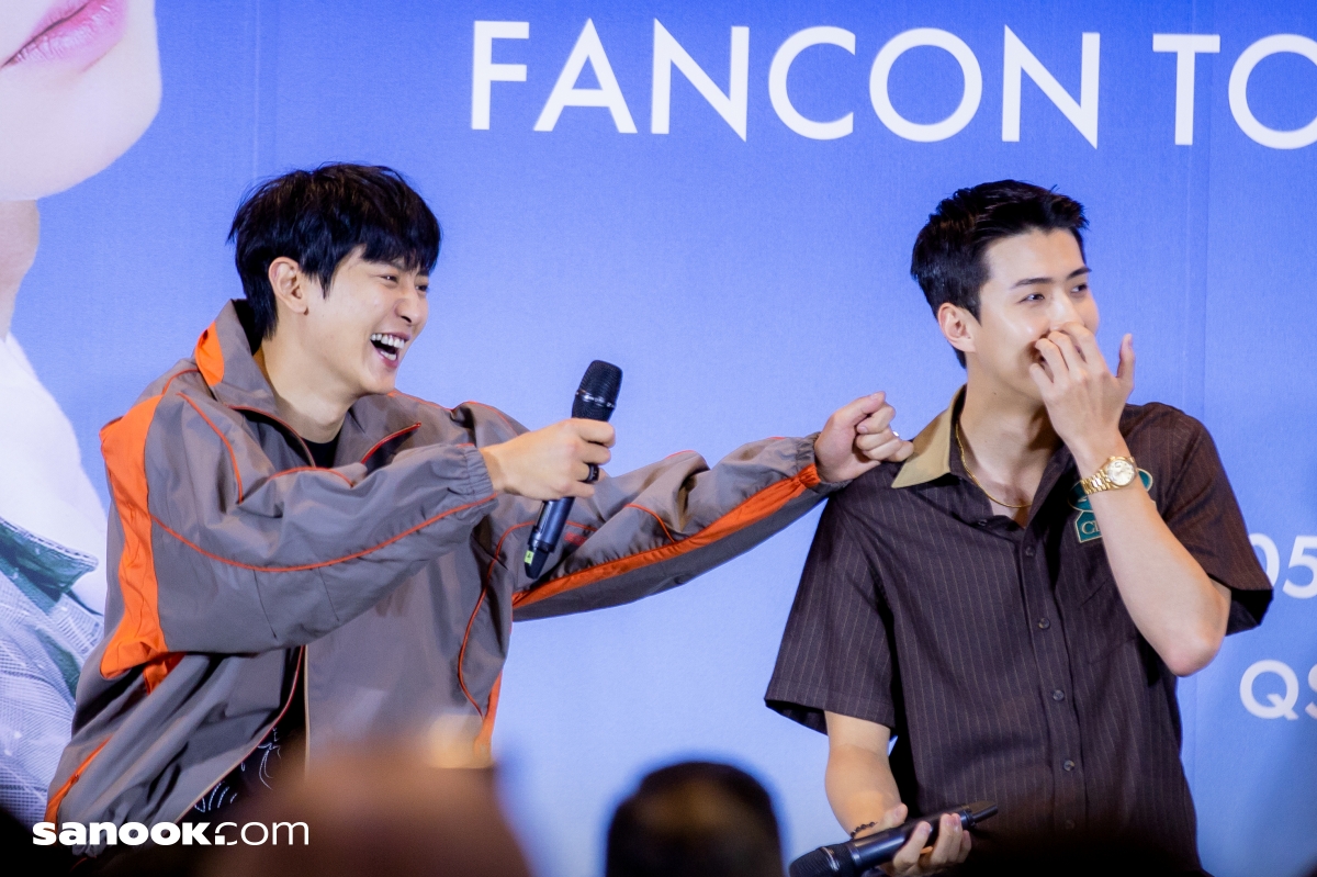 EXO-SC BACK TO BACK FANCON IN BANGKOK Press Conference