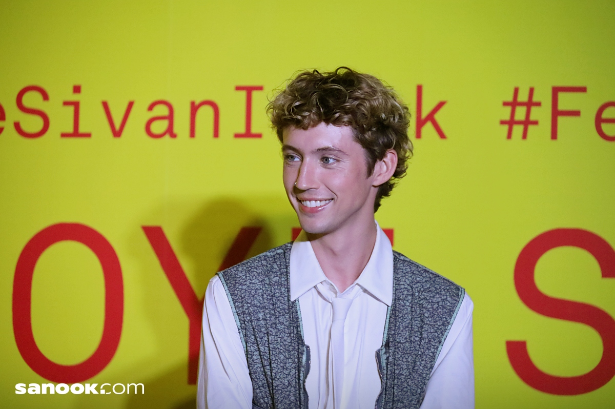 Feel The Rush : Troye Sivan Press Conference