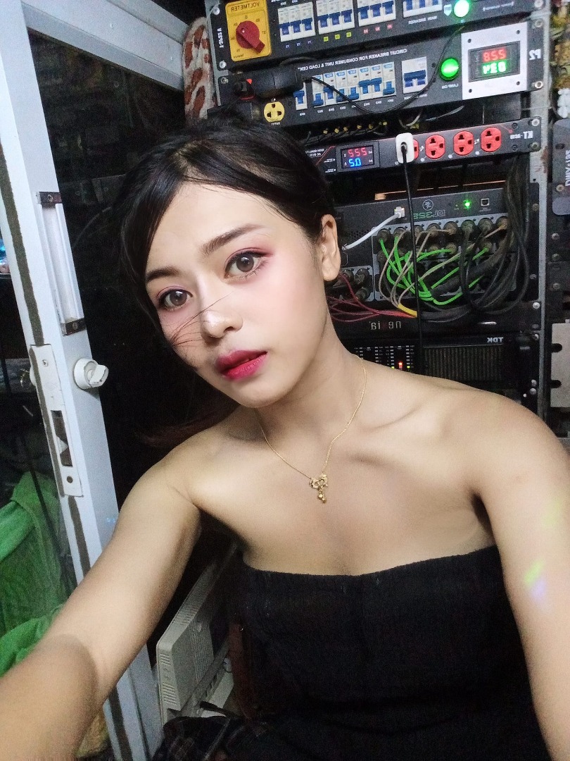 แอน นภาพร 
