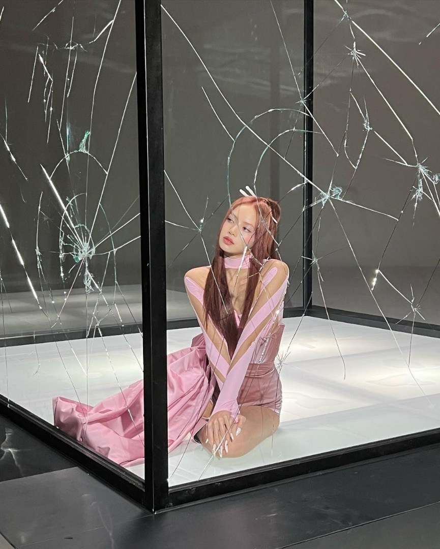 ลิซ่า LISA BLACKPINK