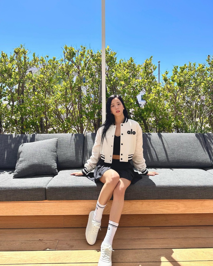 จีซู JISOO BLACKPINK