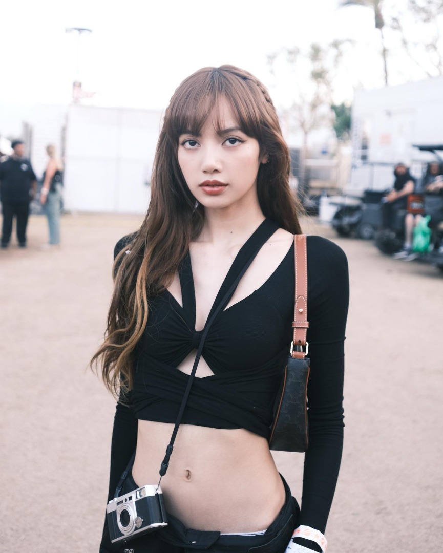 ลิซ่า LISA BLACKPINK