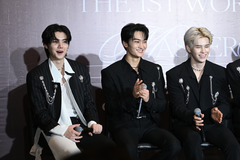 2023 CRAVITY THE 1st WORLD TOUR 'MASTERPIECE' IN BANGKOK Press Conference