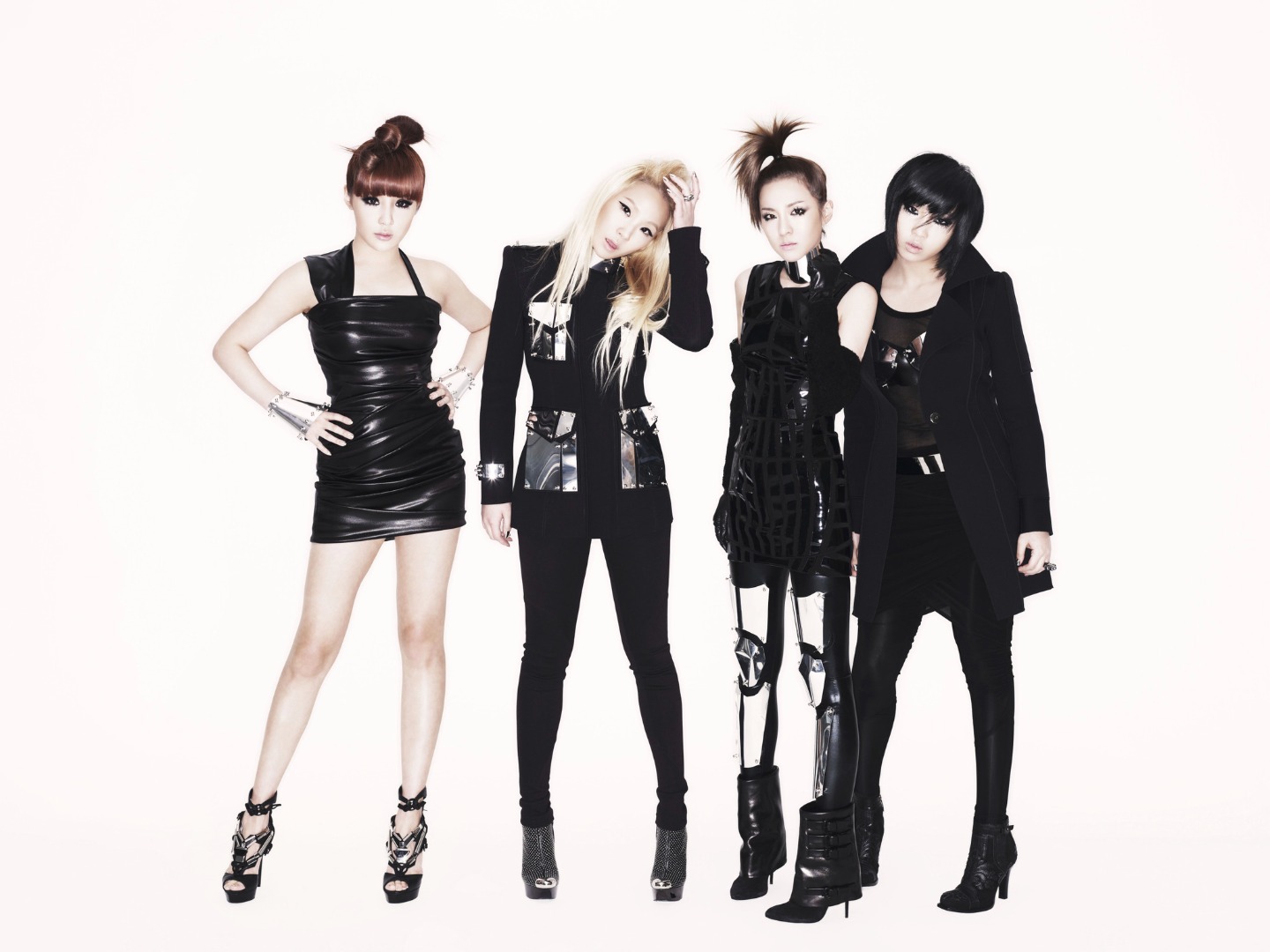 ตัวแม่เจนสอง 2NE1 ประกาศคอนเสิร์ตที่ประเทศไทย 25 ม.ค. ปีหน้า