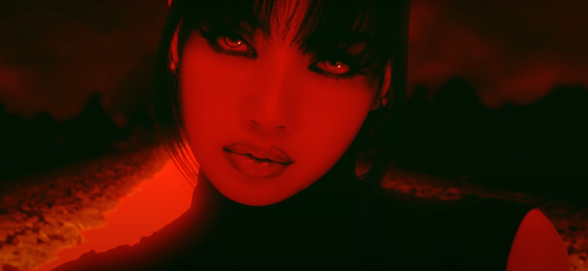 ลิซ่า (LISA) เตรียมเดบิวต์อัลบั้มแรก “Alter Ego” ปล่อยทีเซอร์ใหม่ ชุดแซ่บมาก!