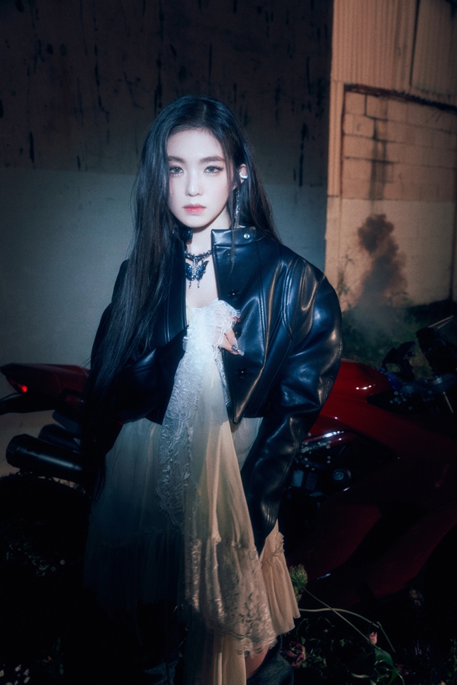 IRENE ผลิบานในฐานะศิลปินเดี่ยว! มินิอัลบั้มแรก ‘Like A Flower’ ยอดทะลุกว่า 2.5 แสนชุด