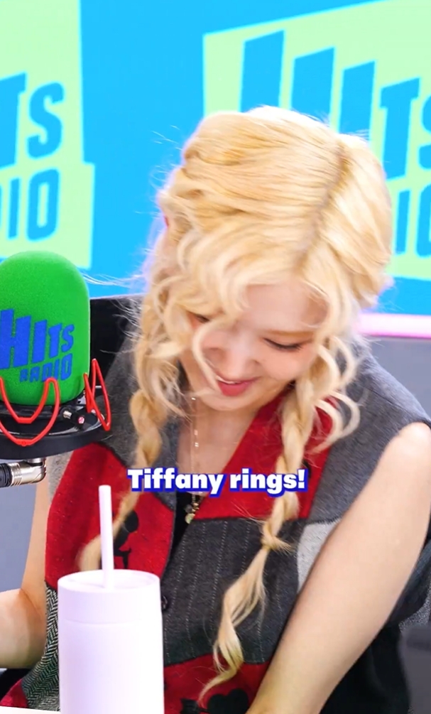 โรเซ่ (ROSÉ) เฉลยแล้ว ใครเป็นคนขโมย Tiffany rings ในเพลง ‘toxic till the end’