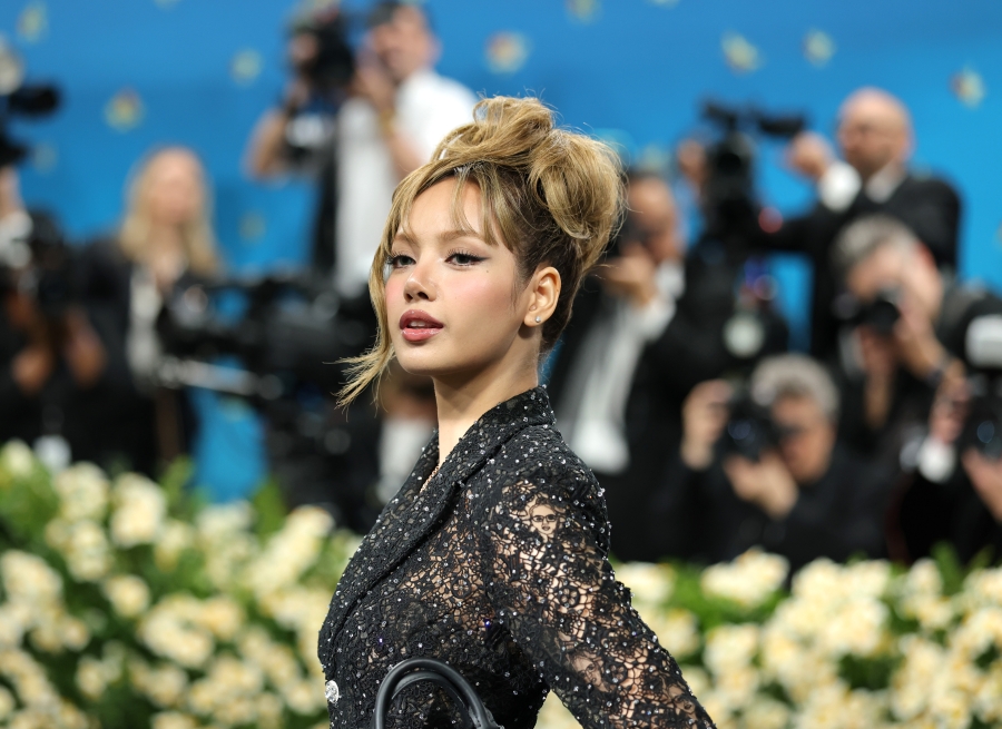 ลิซ่า-Lisa  Met Gala 2025 