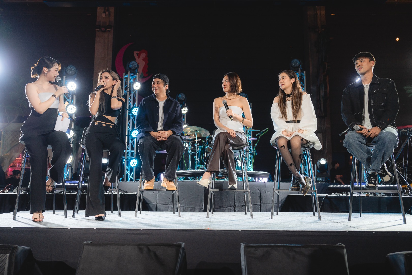 อยู่จนกว่าจะทนไม่ไหว - LADIIPRANG