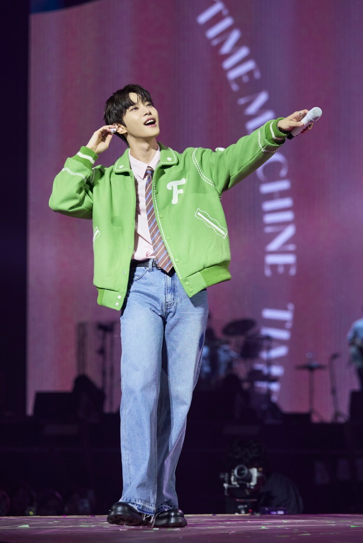 2025 DOYOUNG CONCERT [ Doors ] in BANGKOK
