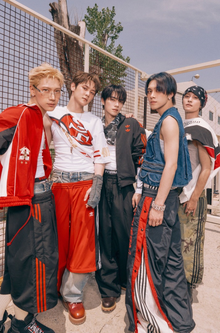 WayV ปล่อยมินิอัลบั้มใหม่ชุดที่ 7 BIG BANDS
