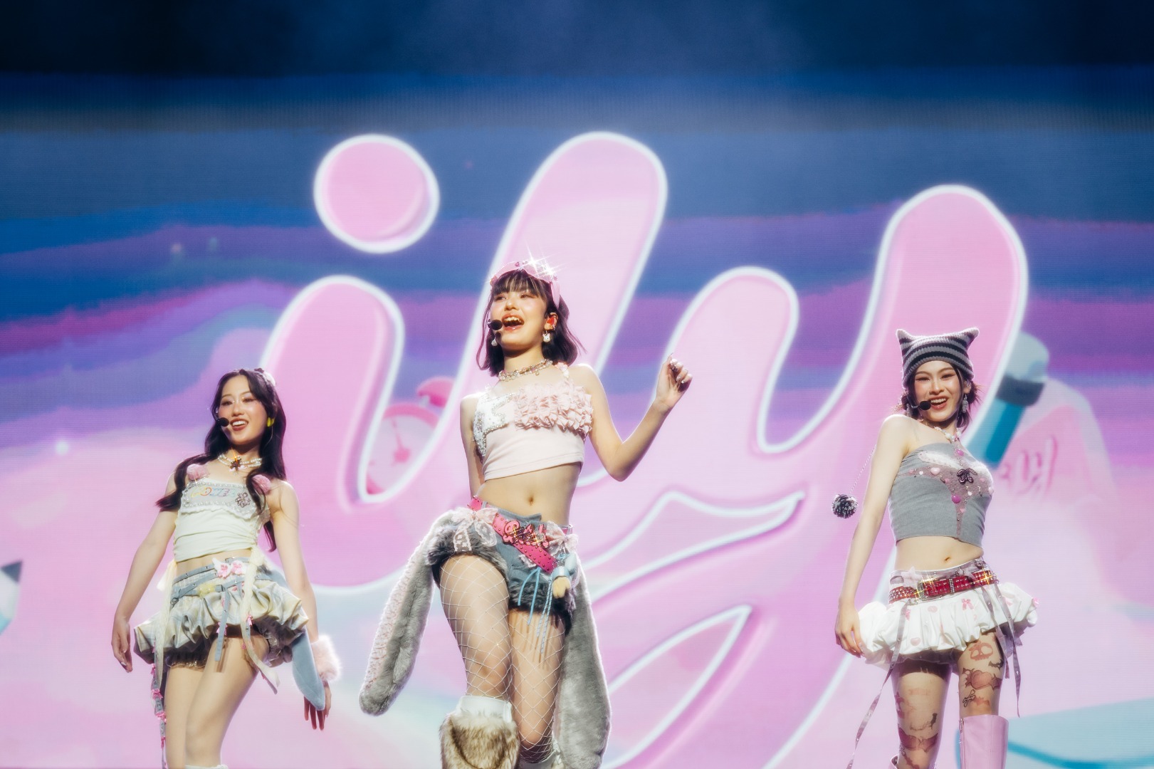 XOXO MULTIVERSE CONCERT