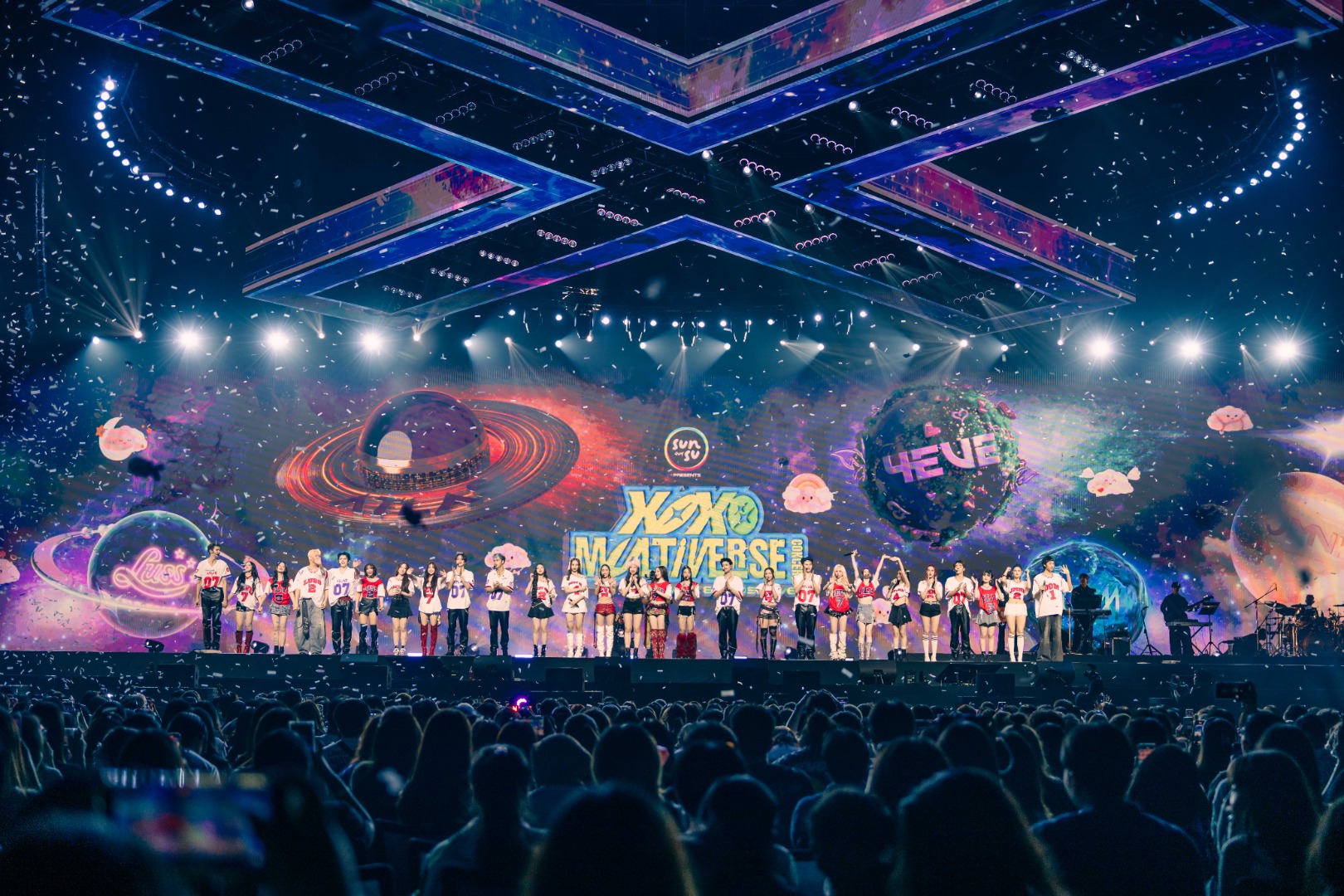 XOXO MULTIVERSE CONCERT