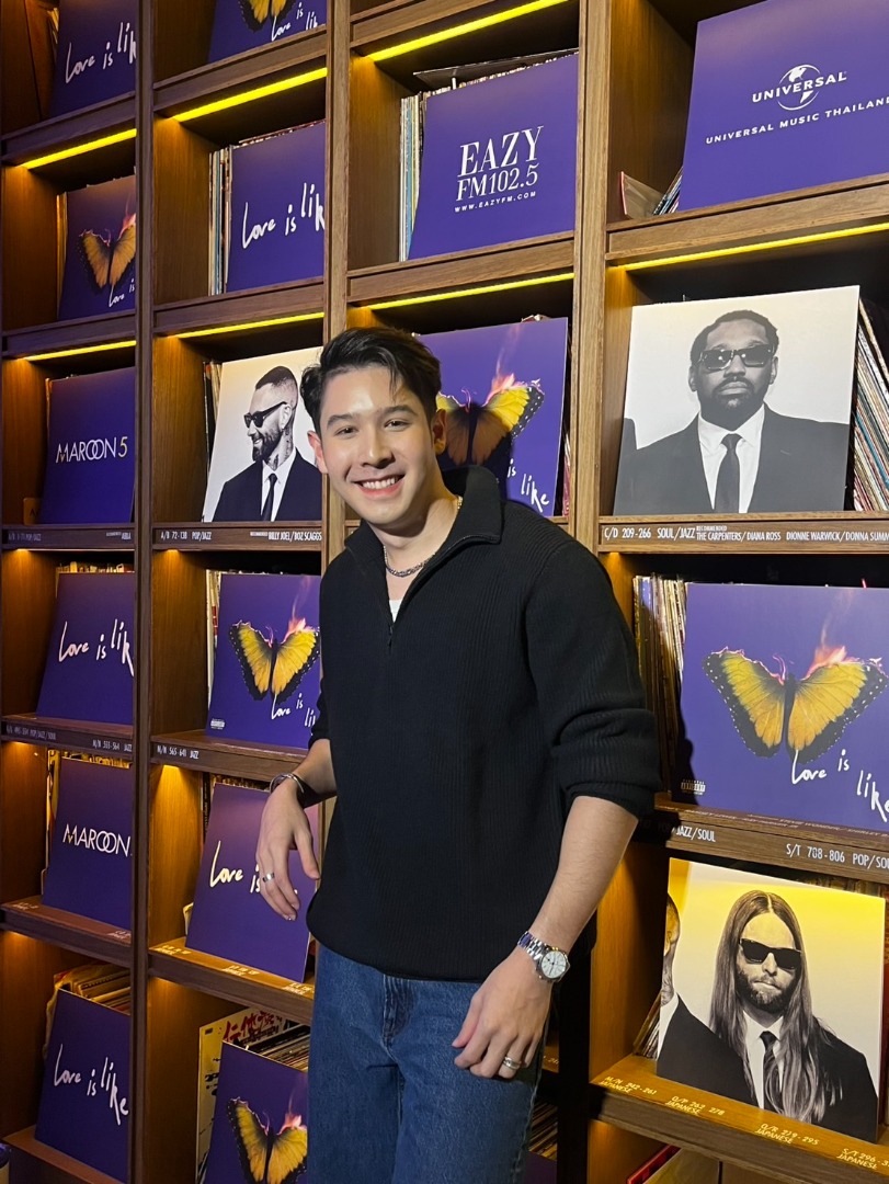 Maroon 5 : Love Is Like Album Listening Session