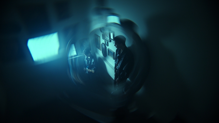 กลับไปกลับมา (REVERSE) - RIIV