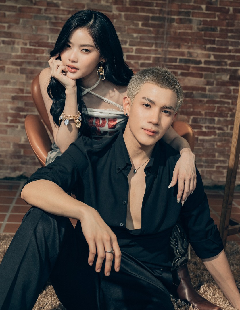 Side To Side - FOURTH feat. MABELZ PiXXiE