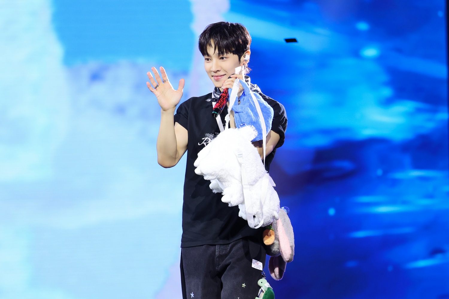 คัดมาแต่ไฮไลท์เด็ด! กับ ‘HIGHLIGHT LIVE 2025 [RIDE OR DIE] IN BANGKOK’ คอนเสิร์ตโซจึ้งจาก 4 หนุ่ม HIGHLIGHT