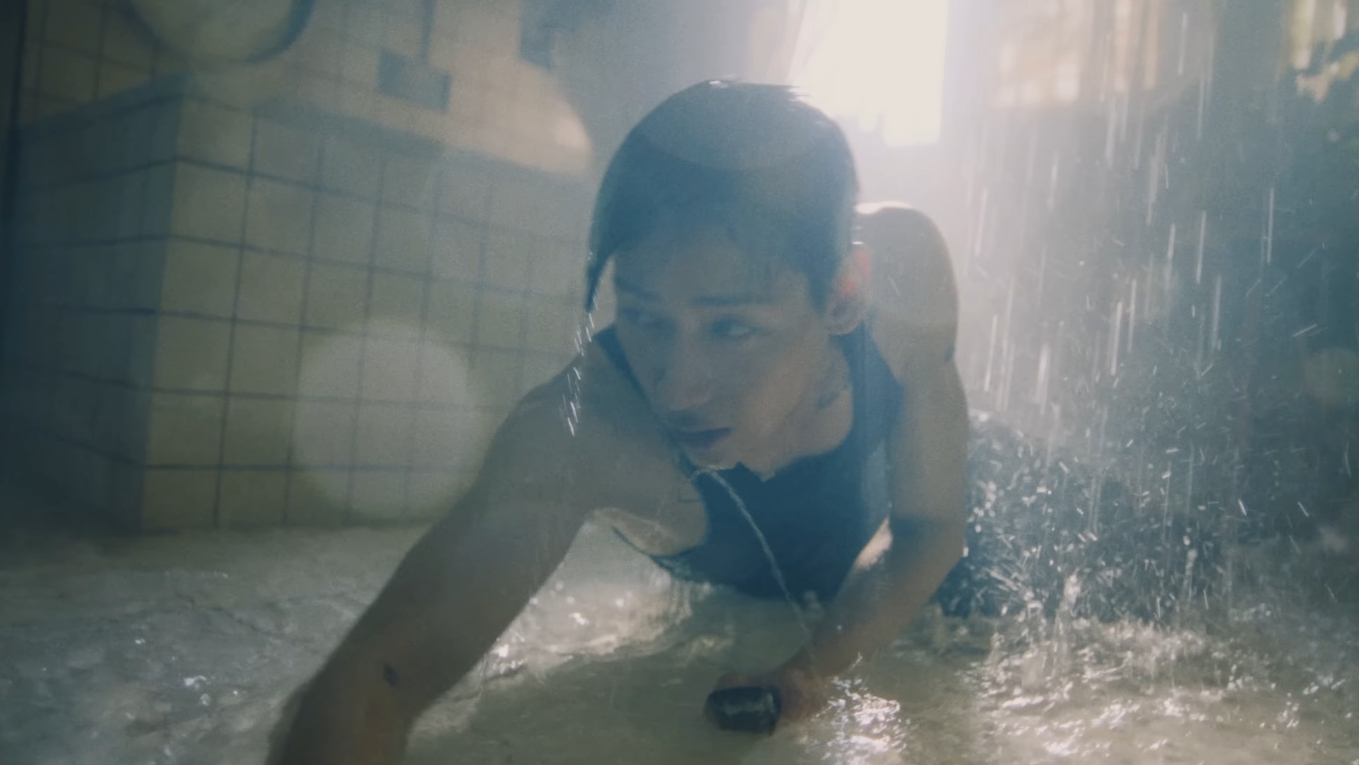 “WONDERING” ของ “แบมแบม” ทำแฟนคลับกรี๊ดลั่น เหตุฉากจูบสุดละมุนกับ “ณิชา”