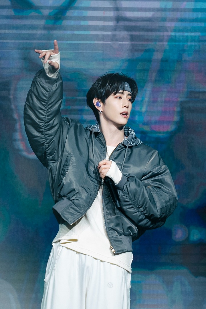 MARK TUAN (มาร์ค ต้วน) 