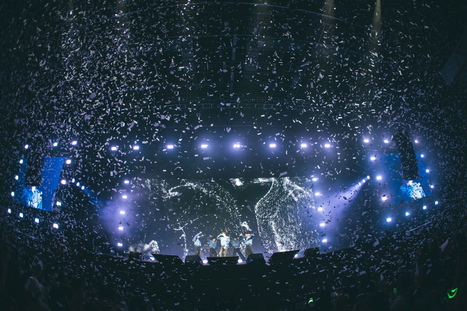 MARK TUAN (มาร์ค ต้วน) 