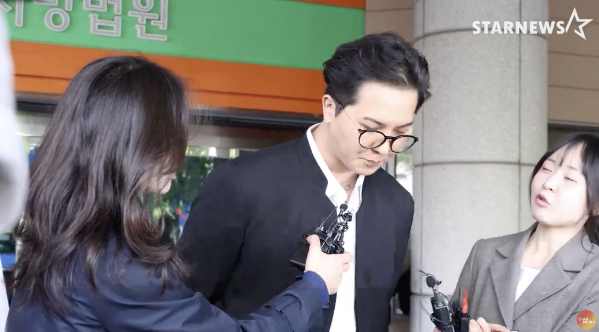 ซงมินโฮ ขึ้นศาลปมคดีหนีทหาร