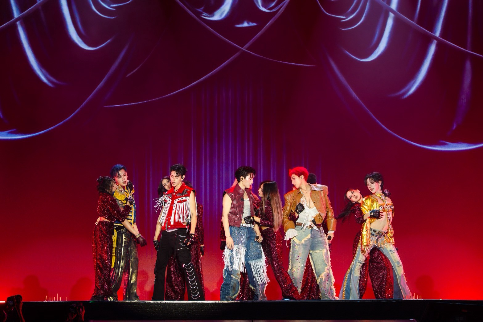 PERSES ไม่มีกั๊ก! ‘UNCENSORED CONCERT’ คอนเสิร์ตใหญ่ครั้งที่ 2 ปลดล็อกตัวตนใหม่ โชว์ศักยภาพรอบด้าน