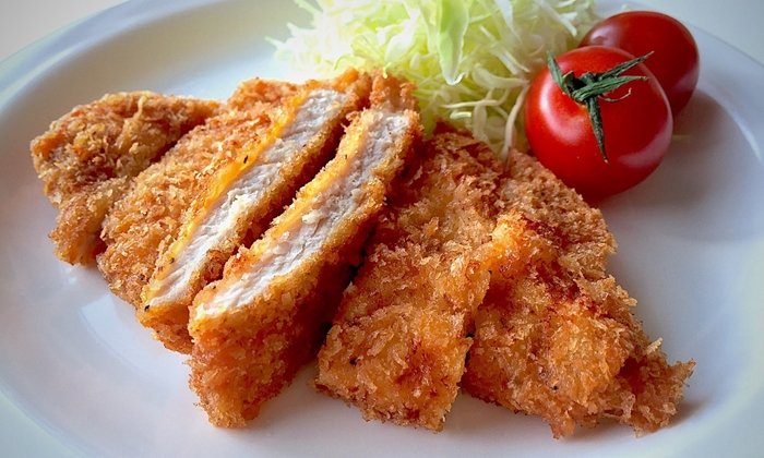 สูตรทงคัตสึและวิธีชุบเกล็ดขนมปังทอดแบบญี่ปุ่น