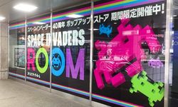 ฉลองครบรอบ 40 ปี เกม "Space Invaders" ทาง Taito เลยจัดร้านค้าขายไอเทมพิเศษในโอซาก้า