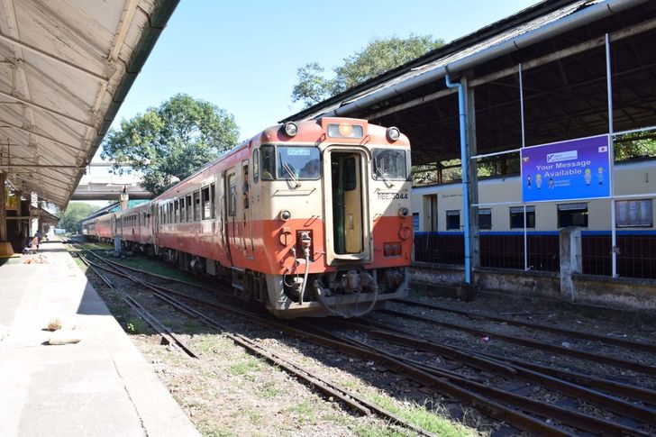 japan-train1